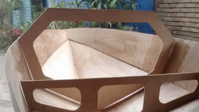 Boat building - first Tewantin taking shape