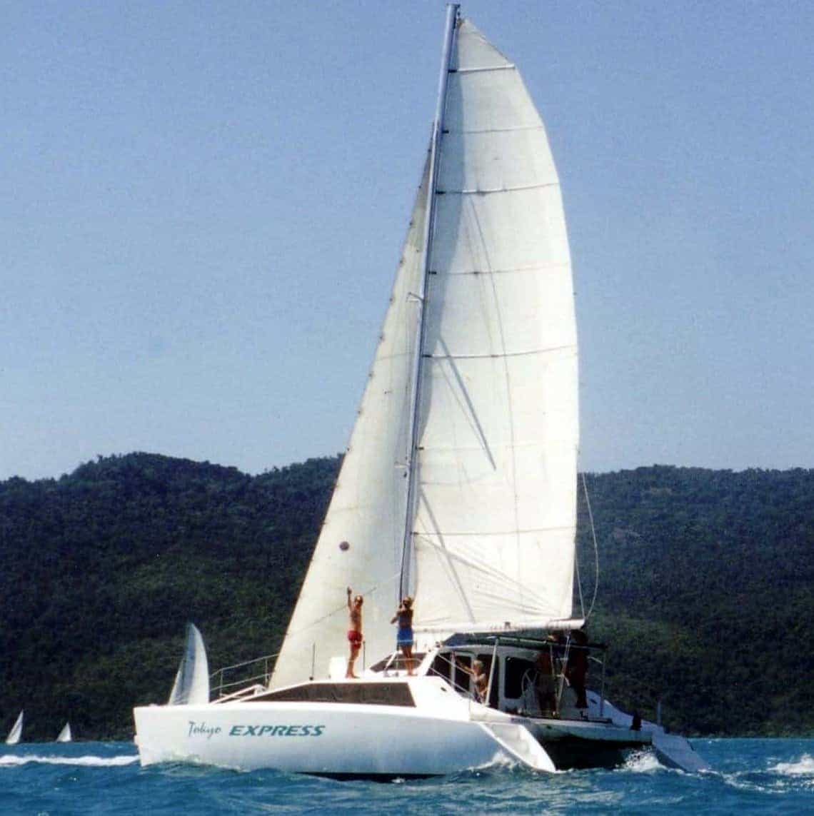 Tokyo Express sailing at full sail